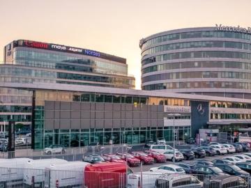 Nowoczesne biura Mercedes Benz HQ w Włochach, 380 m2