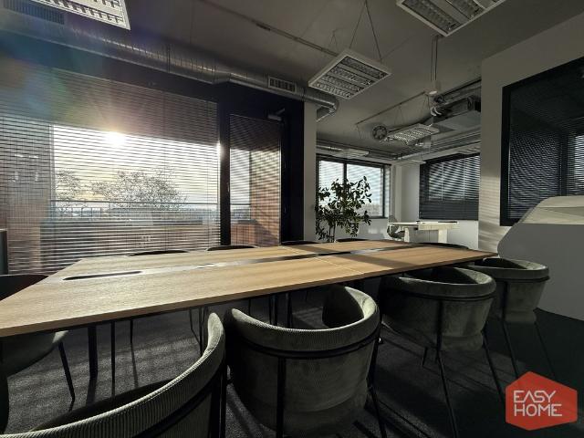 Nowoczesne biura 165 m2 w kompleksie YouNick Tech Park