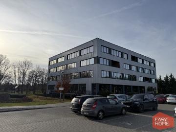 Nowoczesne biuro 140 m2 z klimatyzacją i parkingiem
