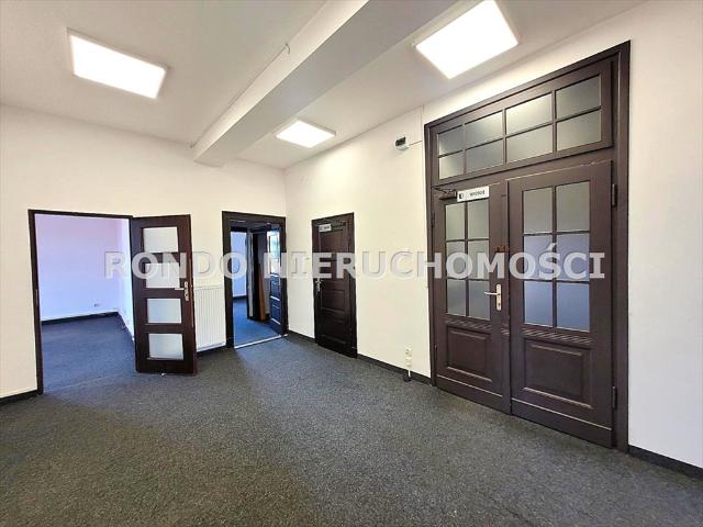 Nowoczesne biuro 144 m² w odrestaurowanej kamienicy