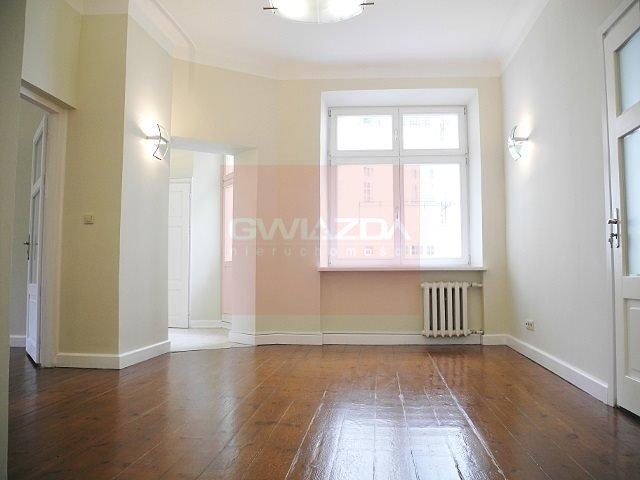 Nowoczesne biuro 110 m2 w odnowionej kamienicy w Centrum