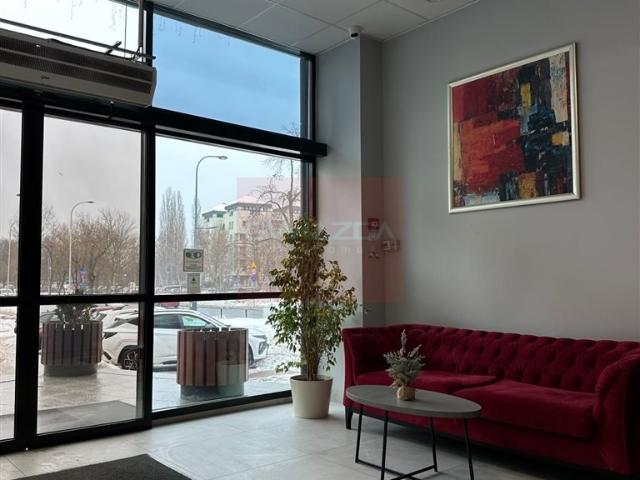 Nowoczesne biuro 251 m² z tarasem, klimatyzacją polecam!
