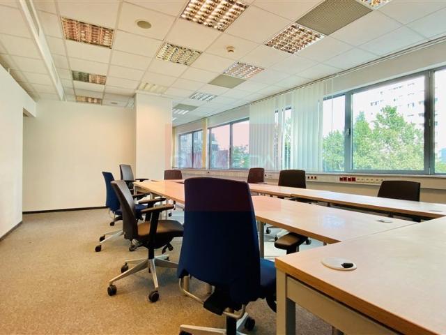 Wynajmę nowoczesne biuro 292 m² w sercu Mokotowa
