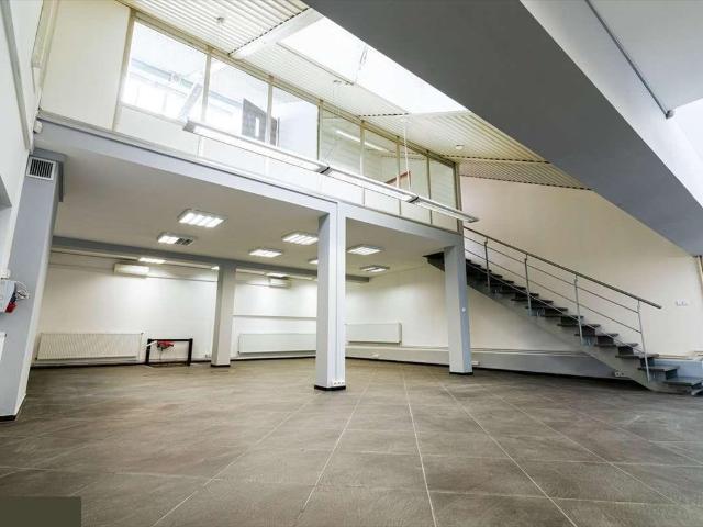 Nowoczesne biuro 230 m² przy Galerii Jurajskiej Częstochowa