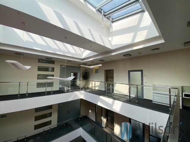 Nowoczesne biuro 30 m² w Włochach polecam