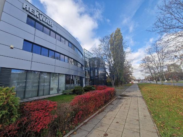 Nowoczesne biuro 473 m² z parkingiem i widocznością polecam!