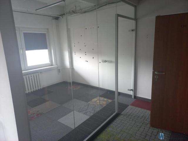 Nowoczesne biuro 51 m² przy Rondzie Starzyńskiego polecam!