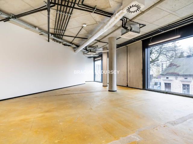 Polecam nowoczesne biuro 80 m² z panoramicznymi widokami