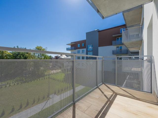 Nowoczesne i jasne mieszkanie z miejscem garażowym 36 m²