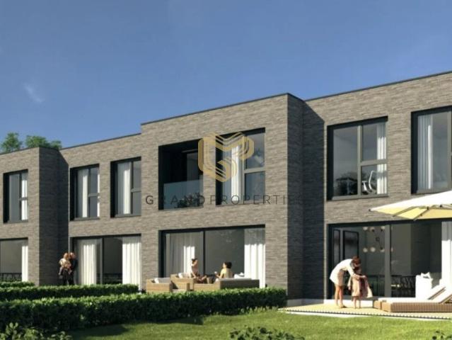 Nowoczesne segmenty 167 m2 z garażem i ogrodem
