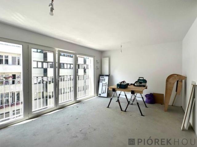 Nowoczesne 1 pokojowe mieszkanie 32,2 m² z dużym oknem i komórką polecam!