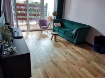 Nowoczesne 27,5 m2 z tarasem, blisko metra na Pradze
