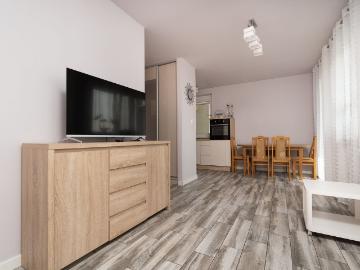 Nowoczesne 28 m2 z balkonem, parking i komórka