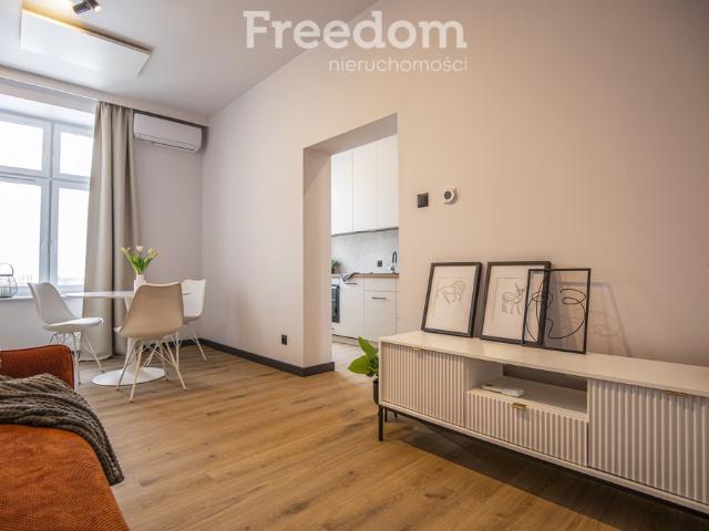 Nowoczesne 29 m² w Brzegu, umeblowane, klimatyzacja