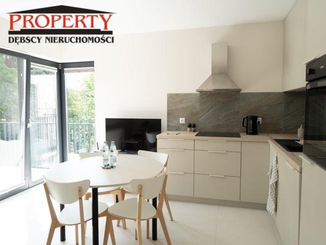 Nowoczesne 2 pok. z balkonem, parking, blisko centrum