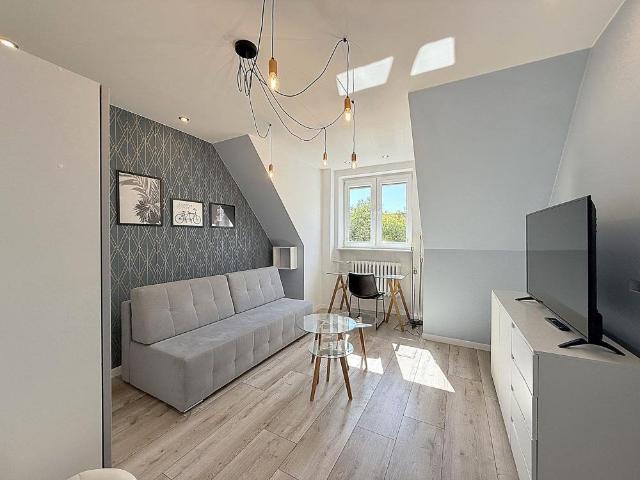 Zapraszam do wynajęcia nowoczesnego 2 pokojowego mieszkania 42 m² w Poznaniu