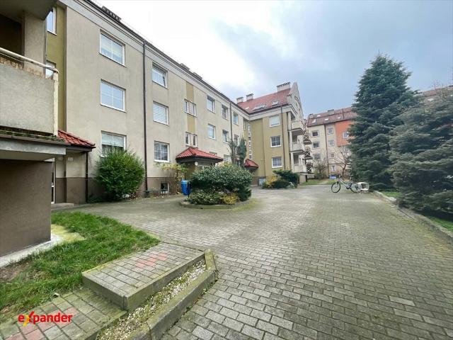 Nowoczesne 2 pokojowe mieszkanie z balkonem na Osiedlu Korczak