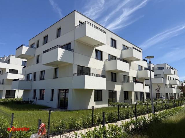 Do sprzedania nowoczesne 2 pokojowe mieszkanie z balkonem i ogródkiem