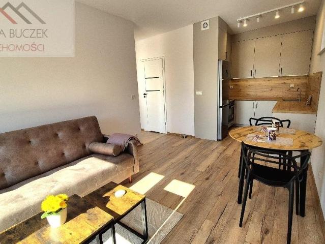 Nowoczesne 2 pokojowe mieszkanie z balkonem w Psie Pole