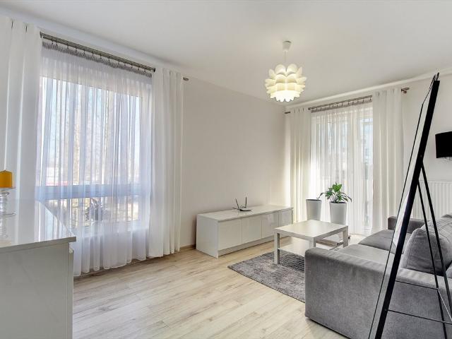 Sprzedam nowoczesne 2 pokojowe mieszkanie 47 m² z garażem