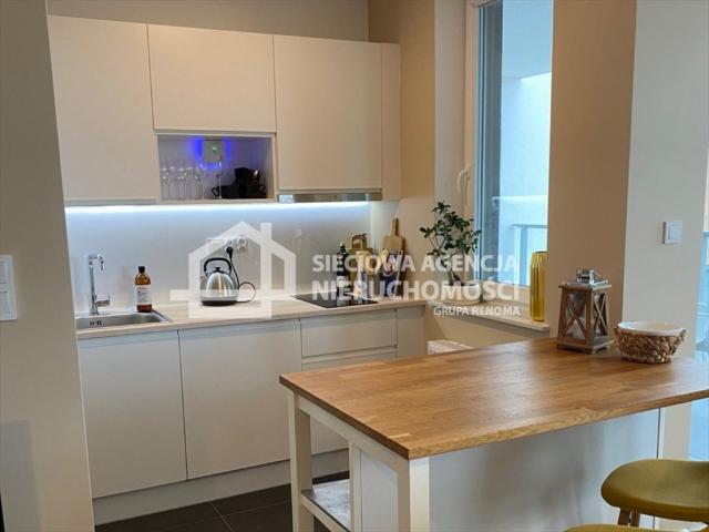 Na wynajem nowoczesne 2 pokojowe mieszkanie 48 m² w Gdyni