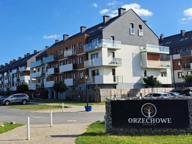Na sprzedaż nowoczesne 2 pokojowe mieszkanie z balkonem i miejscem postojowym