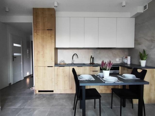 Sprzedam nowoczesne 34,62 m² z tarasem i ogródkiem w Bielsku Białej