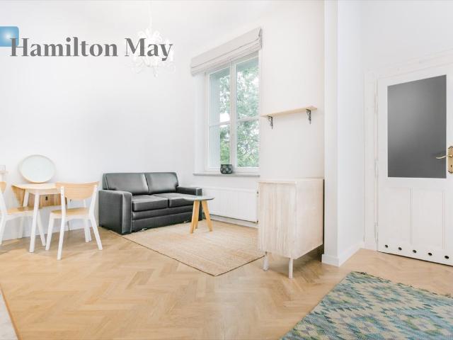 Nowoczesne 39 m2 w odrestaurowanej kamienicy z balkonem