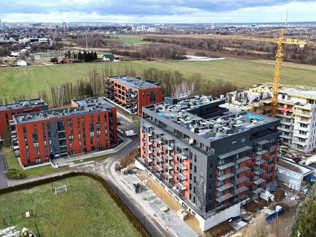 Do sprzedania nowoczesne 3 pokojowe mieszkanie z balkonem w Krasnem