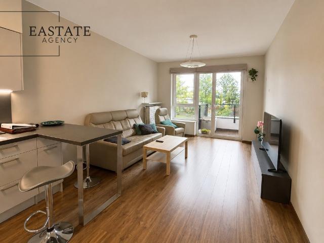 Wynajem 45 m² na Mokotowie balkon, nowoczesne wykończenie