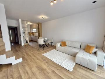 Nowoczesne 75,5 m2 z ogrodem, 3 pokoje, strych