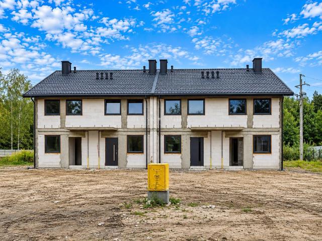 Nowoczesne 82 m² z ogródkiem 340 m² w Wiązownie polecam