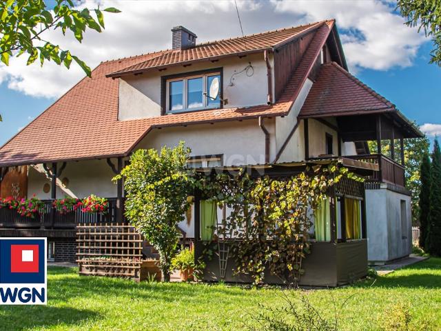Nowogrodziec, dom 150 m2 z garażem i tarasem