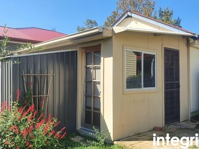 Nowra, 5B, Leatham, Avenue, Australia