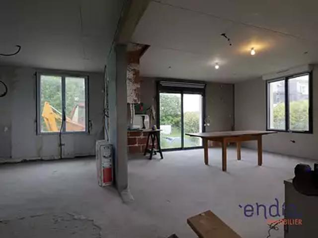 Noyal Pontivy 56920 Achat / Vente maison 5 pièces t5 au dernier étage terrasse