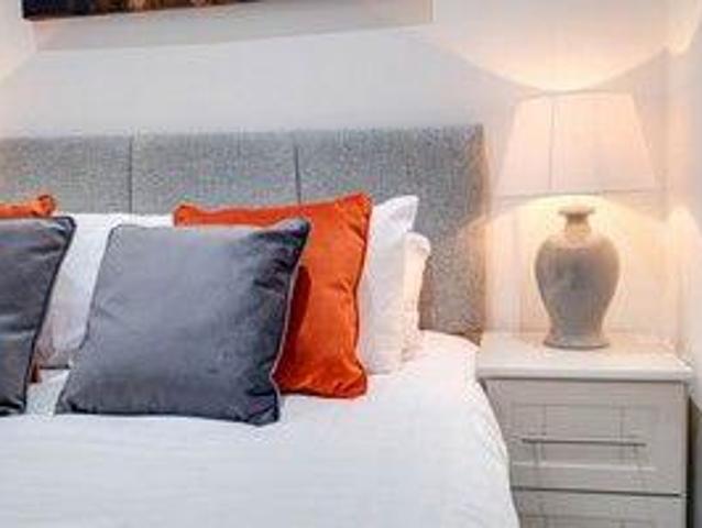 NN Corporation St 03 1 bed apartment to rent £2,200 pcm £508 pw