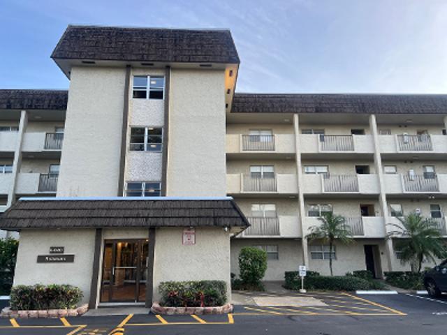 NW 44th St Apt 108