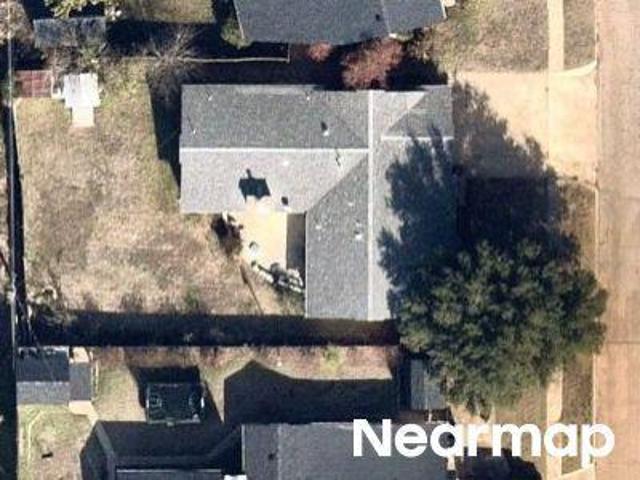 NW 48th St