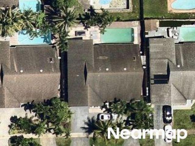 NW 49th St