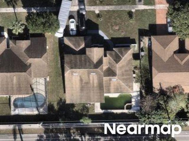 NW 51st St