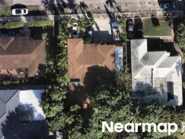 NW 5th St