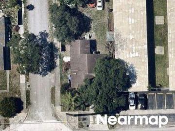 NW 5th St