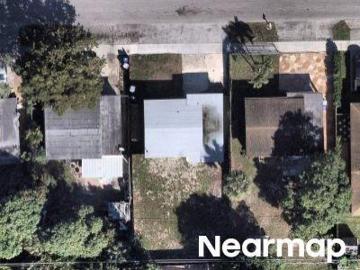 NW 5th St