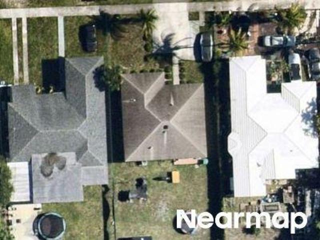 NW 66th St