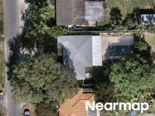 NW 6th Ave