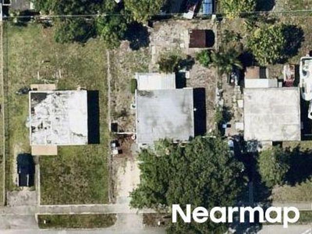 NW 6th St