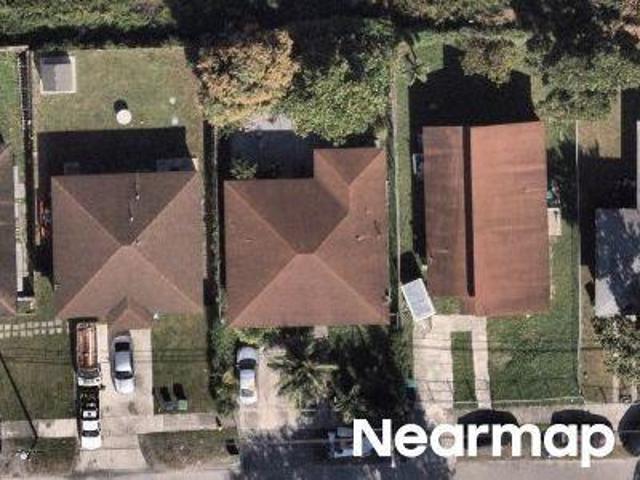 NW 72nd St