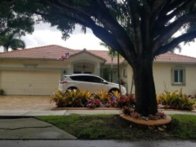 NW 77th Pl