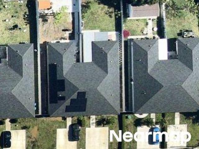 NW 75th St