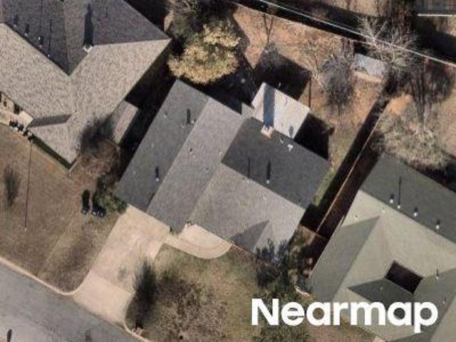 NW 76th St